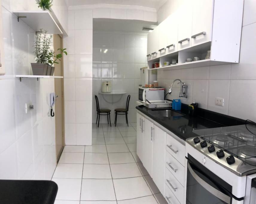 Apartamento Quadra Da Praia - Pitangueiras 瓜鲁雅 外观 照片