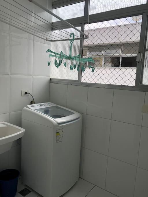 Apartamento Quadra Da Praia - Pitangueiras 瓜鲁雅 外观 照片
