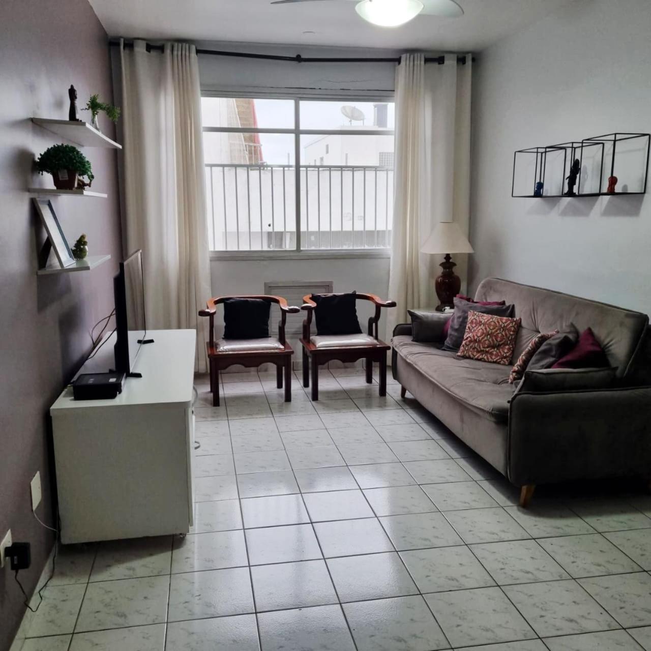 Apartamento Quadra Da Praia - Pitangueiras 瓜鲁雅 外观 照片